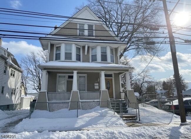 Building Photo - 32 Harrison Ave