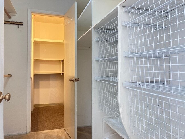 Photo - Beautifully renovated - Alternate Entrance from Courtyard - In-unit Storage