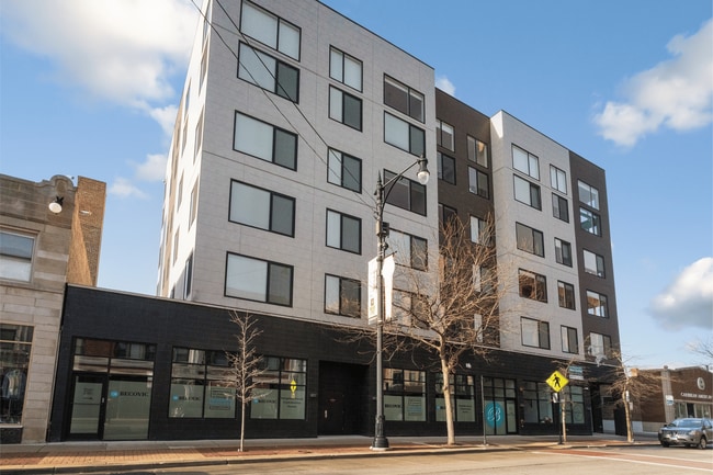 Photo - 1517 W Howard St