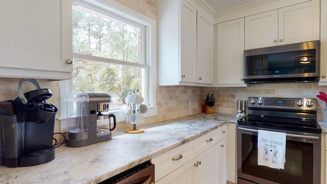 Photo - 110 Pinecliff Dr