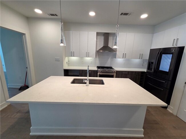 Photo - 775 Juniper St NE Unidad 428