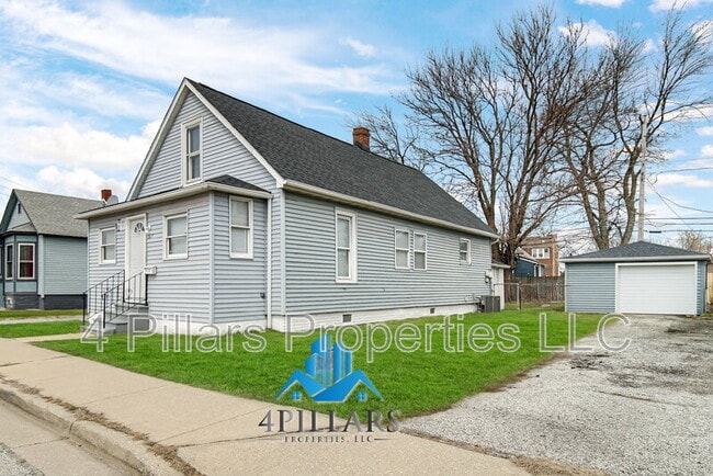 Building Photo - 617 Kane St