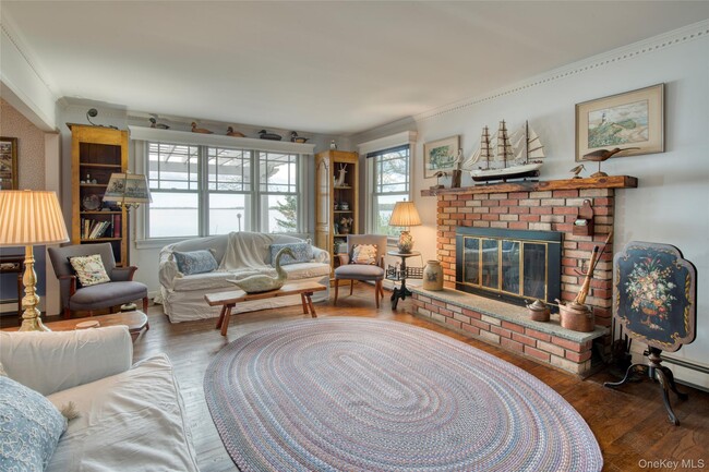 Photo - 580 South Ln