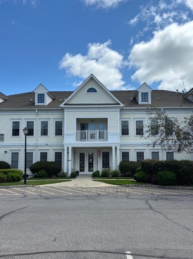 Building Photo - 6006 Brookfield Glen Dr Unit 6006 Rental