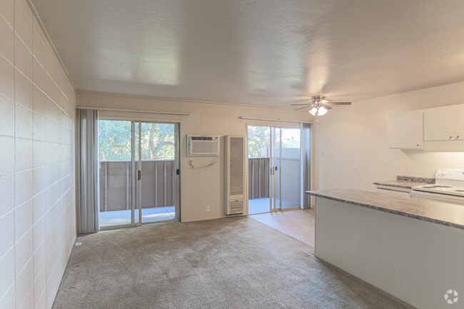 1BR, 1BA - 571 SF - Arbol Verde Apartments