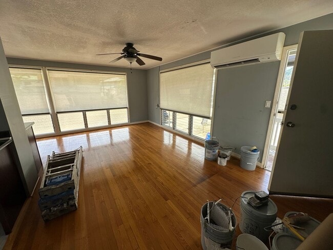 Photo - 2019 Aoao Pl Unidad UPSTAIRS