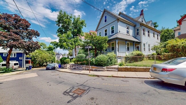 Photo - 32 Thornton St Unit 2