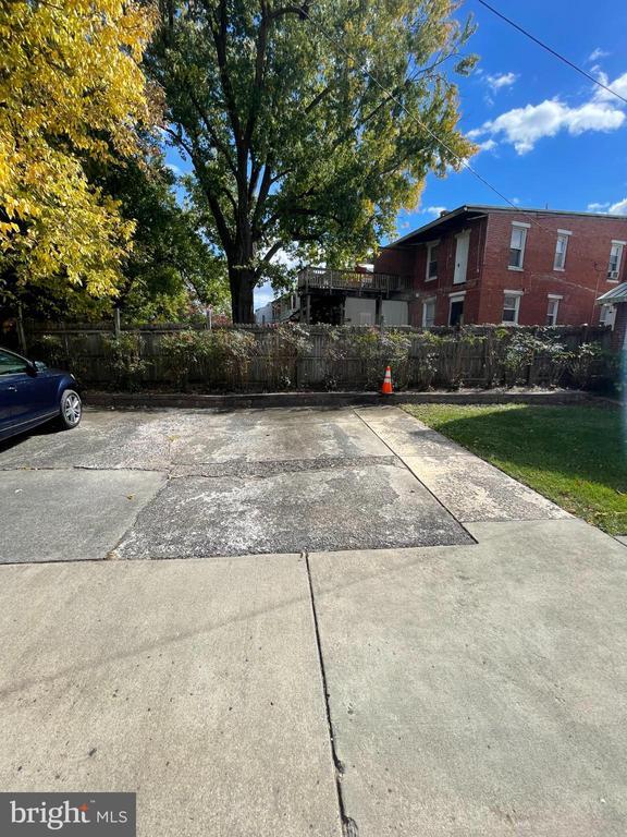 Photo - 214 Center St Unit A