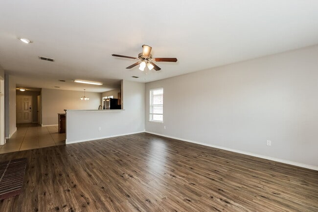 Photo - 2029 Wildwood Dr