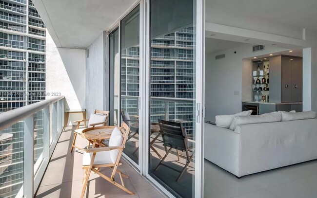 465 Brickell Ave Unit 2904