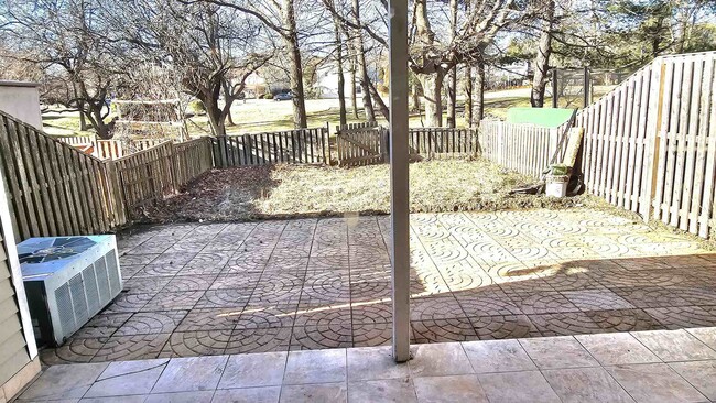 Photo - 37 Anderson Ct