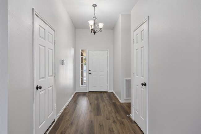 Photo - 19718 Gable Woods Dr