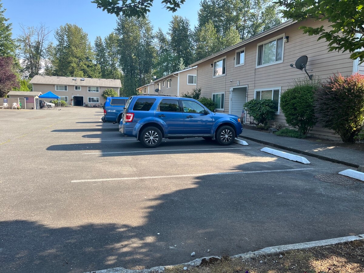 The Manor Apartments Lake Stevens, WA