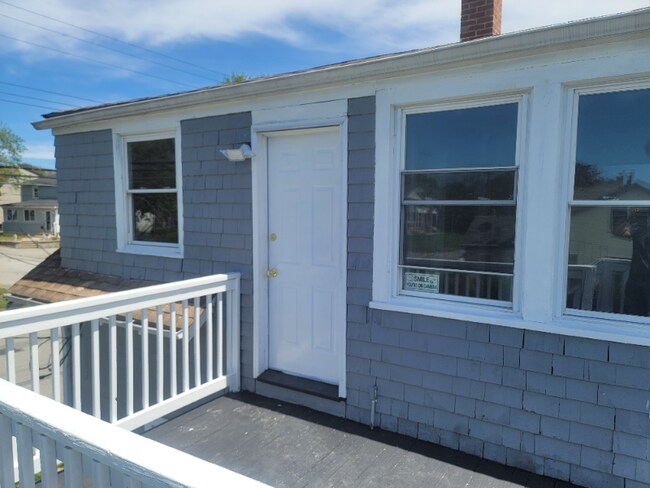 Photo - 49 Brown Ave Unidad C