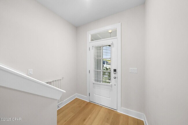 Photo - 219 Skylah Ln