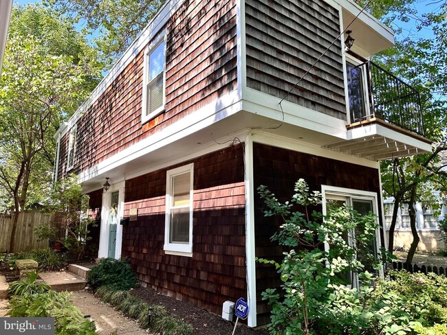Photo - 505 Carlisle Dr