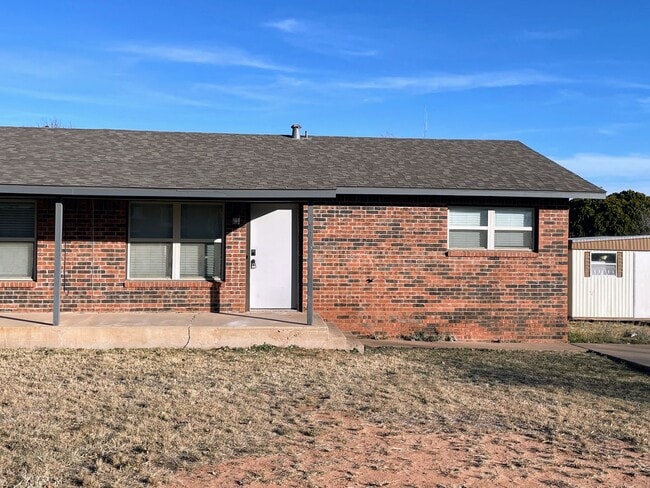 Building Photo - Your Dream Duplex Awaits in Charming Snyder!