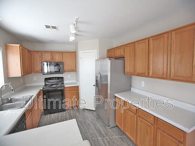 Photo - 12301 W Columbine Dr