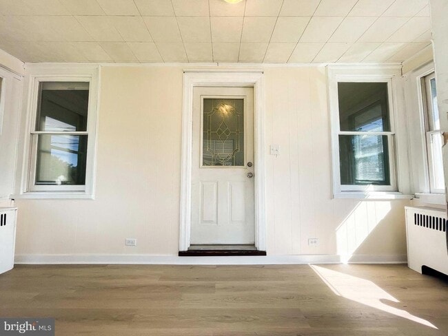 Photo - 8 Poplar Ave