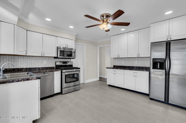 Photo - 101 Clearwater Dr