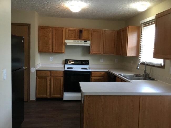 Photo - 199 Yehlshire Dr