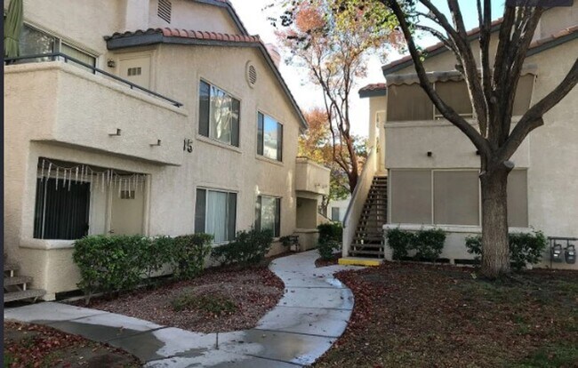 Photo - BEAUTIFUL SOUTHEAST 2 BEDROOM CONDO