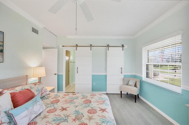 Photo - 5849 Tidewood Ave