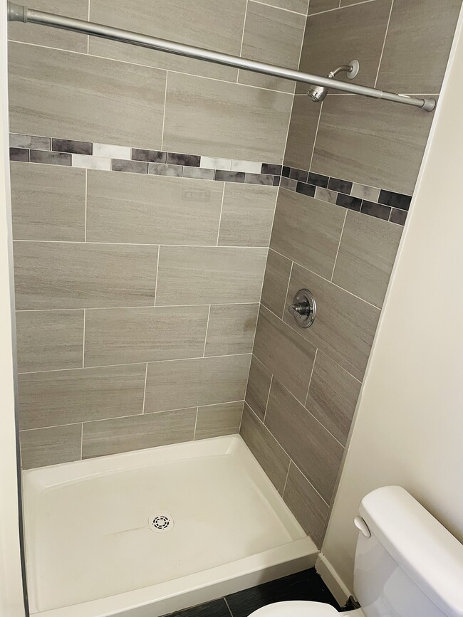 Photo - 501 Gayley Ave Unit 400