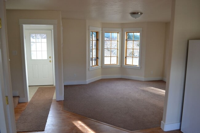 Photo - Oak Street Duplex Unit 370