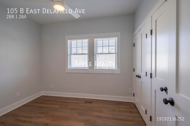Photo - 105 E Delafield Ave