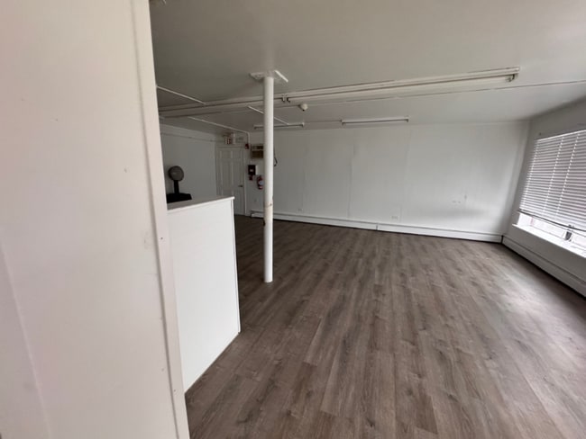 Photo - 3036 Chicago Rd