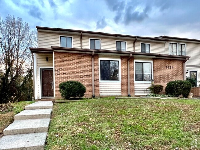 Building Photo - Great 3Br 2.5 BA Townhome in High Point!