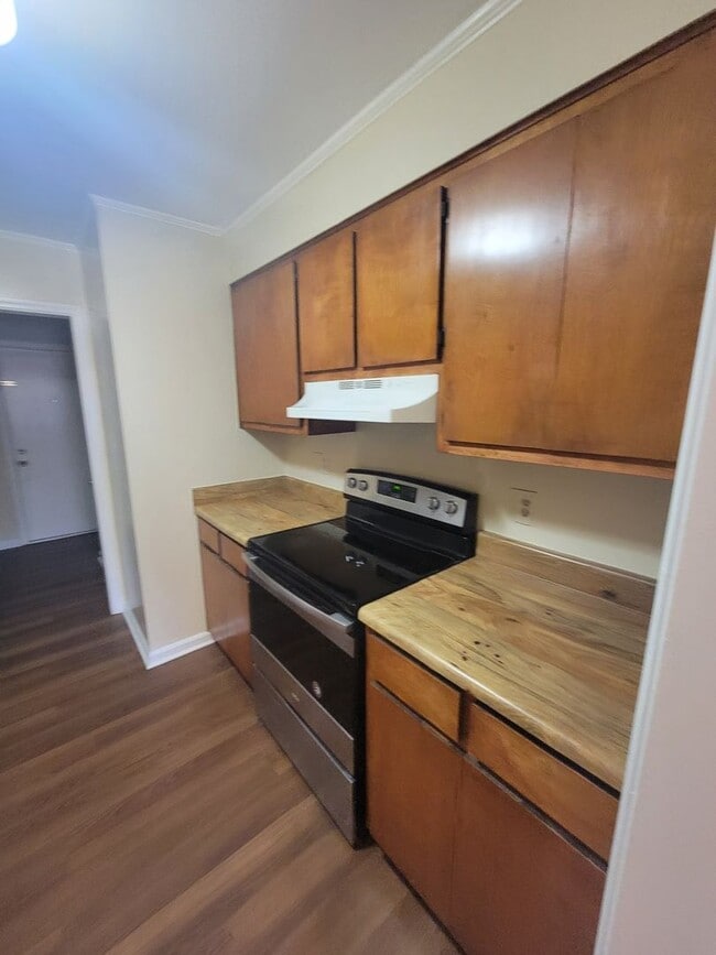 Photo - 115 Samarya Ln Unit A