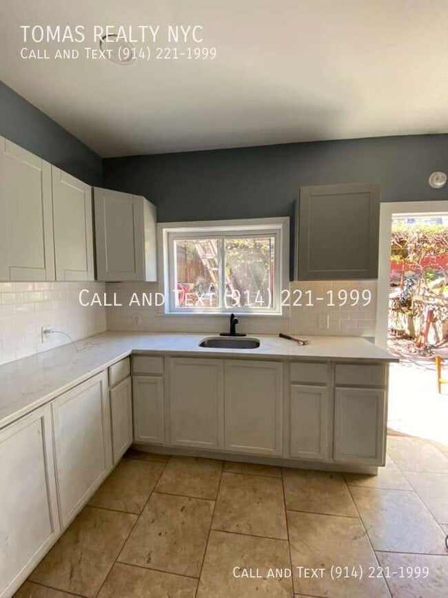 Photo - 62B Yonkers Ave