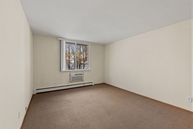 Appleton Apts