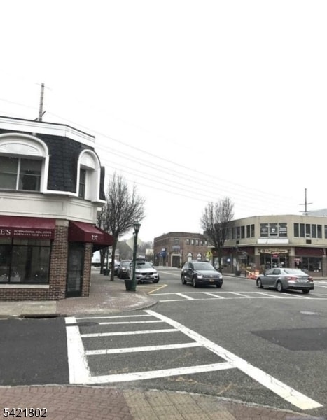 Building Photo - 237 Closter Dock Rd Unit 5