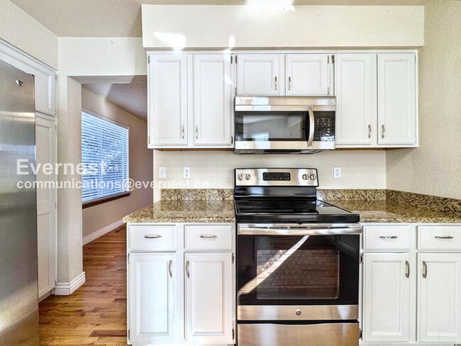 Photo - 18618 E Grand Cir