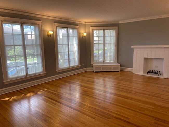 Photo - 723 Dobson St Unit 1