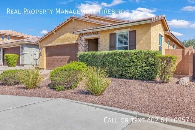 Building Photo - 30817 N 25th Dr