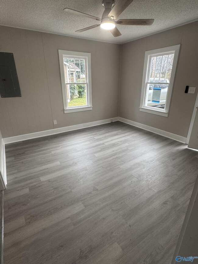 Photo - 2614 Huntsville St NW