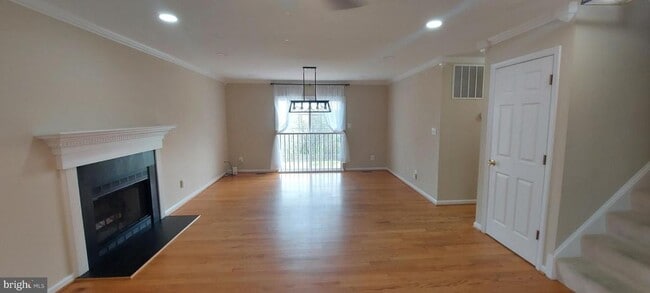 Photo - 5001 Old Bartholows Rd