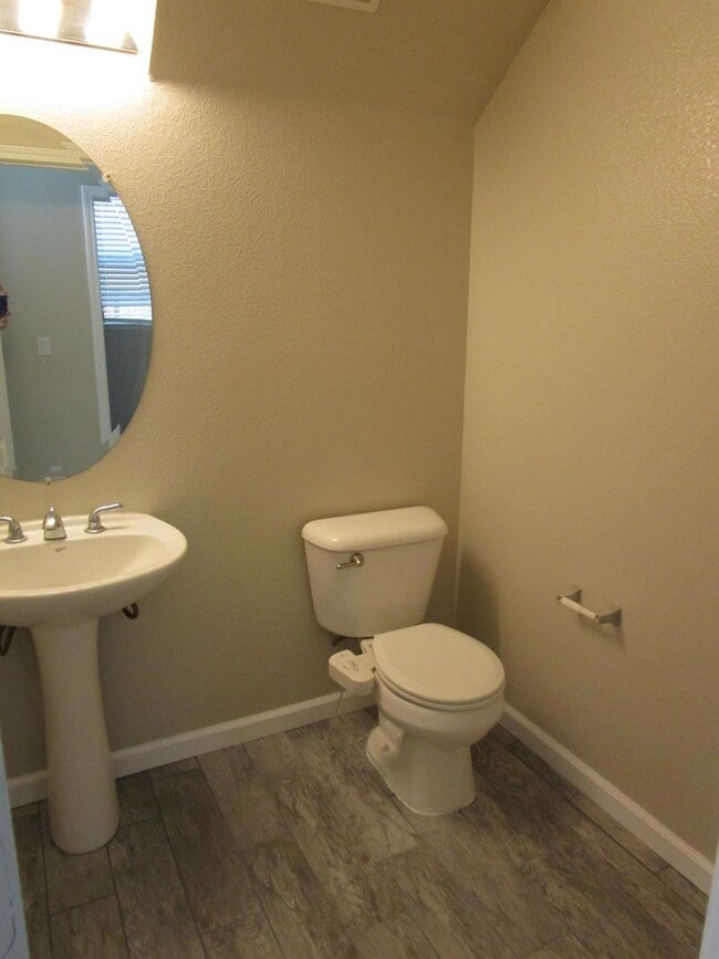 553 Refosco Ct