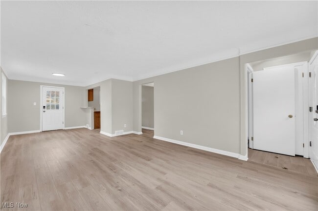 Photo - 20160 Beachview Dr