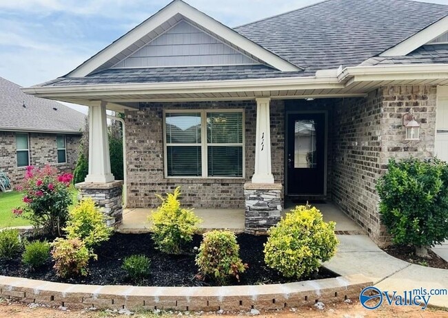 Photo - 111 Pembridge Ln