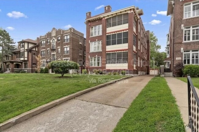 Building Photo - 5138 Waterman Blvd Unit 1s