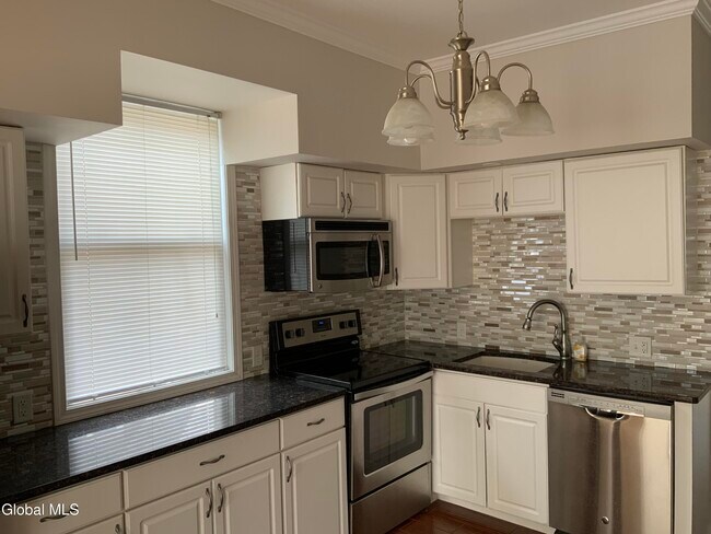 Photo - 1238 Union St Unidad 4