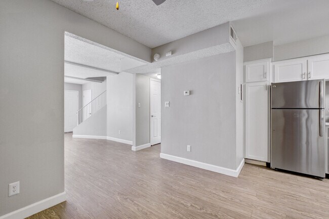 Waverly Flats