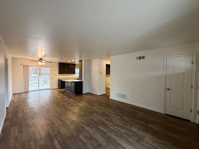 Photo - Orcutt Single Story Updated Home on Cul-De...