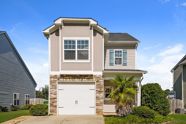 Building Photo - 645 Smith Ridge Way