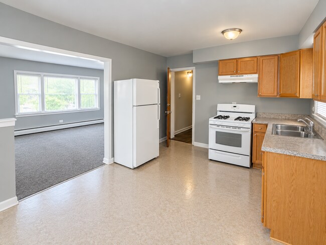 6711 S Chappel Ave Unit 2E